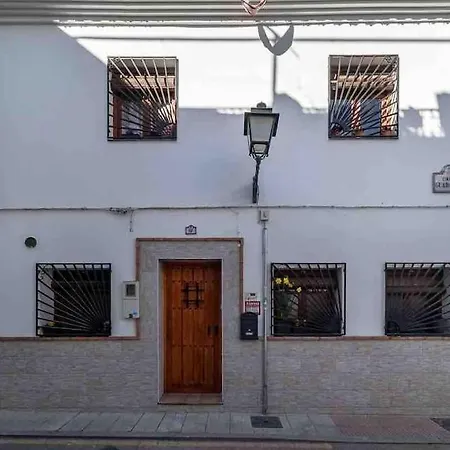 Hébergement de vacances Entire House Close To Albaicin And The Center *
